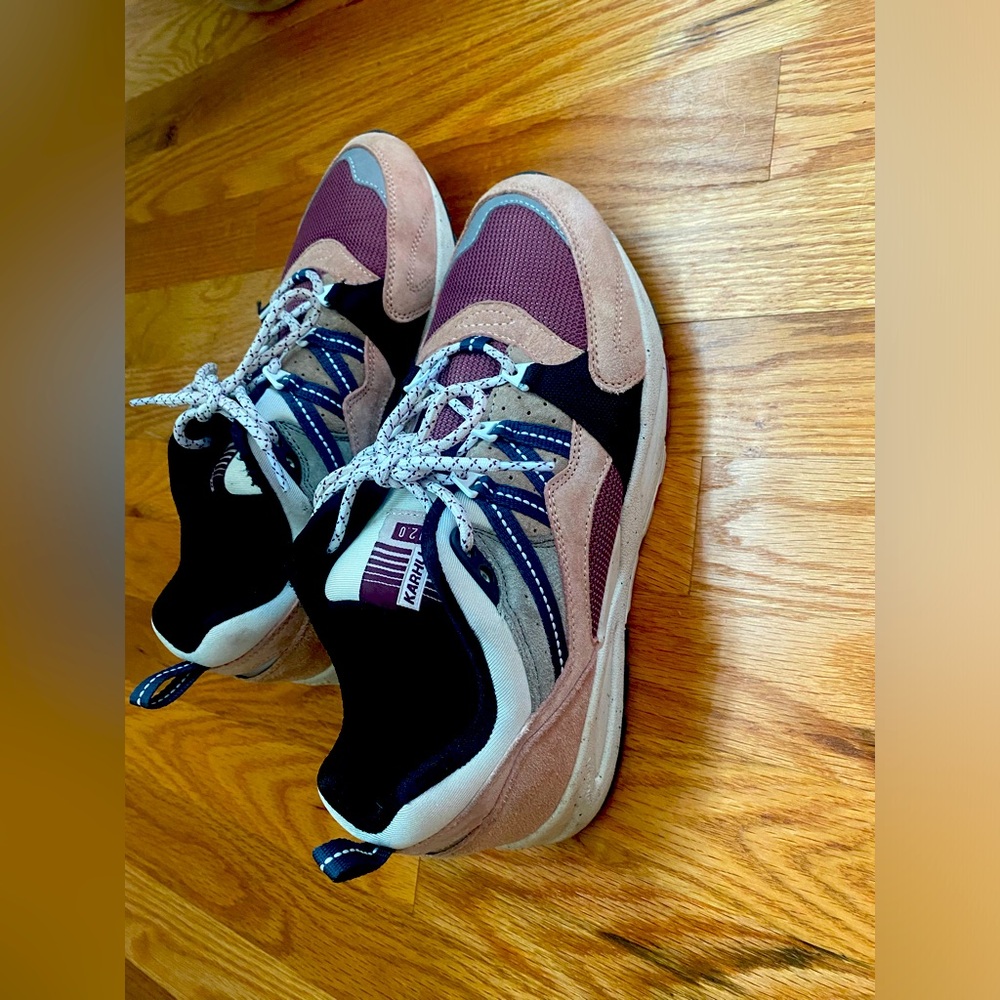 Pink Karhu Fusion 2.0 US men size 9/ US 10.5 women size